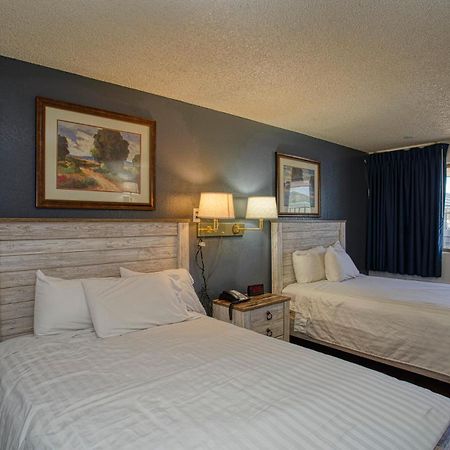 River Inn Susanville Bagian luar foto