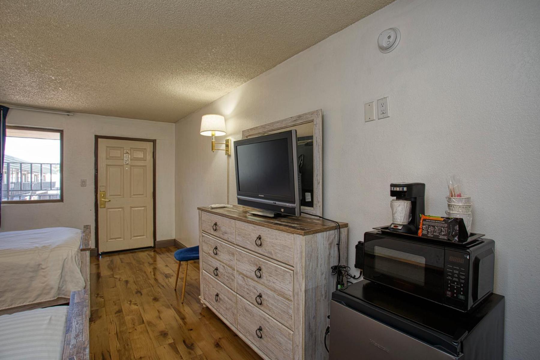 River Inn Susanville Bagian luar foto