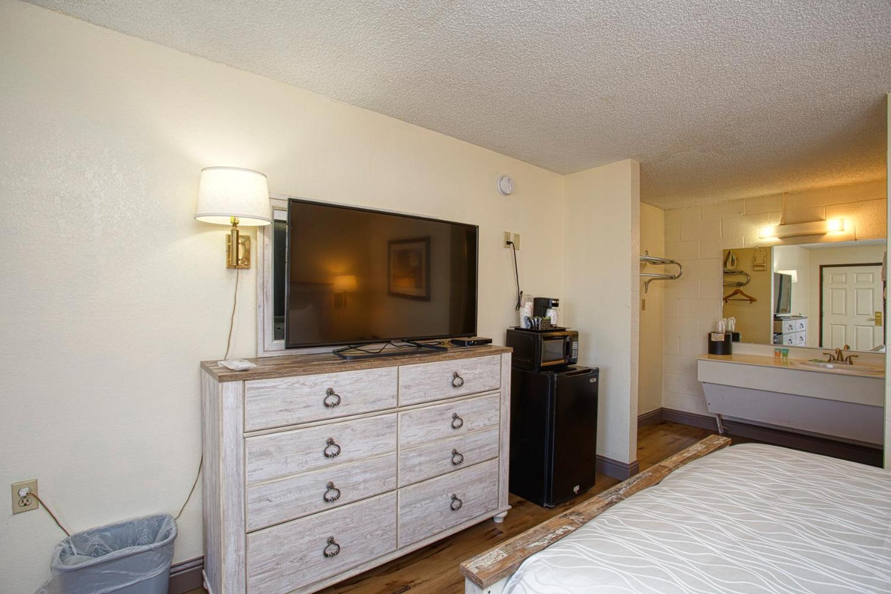 River Inn Susanville Bagian luar foto