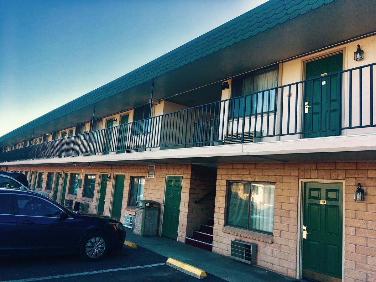 River Inn Susanville Bagian luar foto